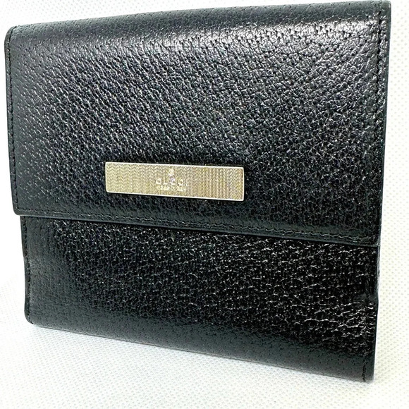 Gucci trifold short wallet EUC - Picture 1 of 10